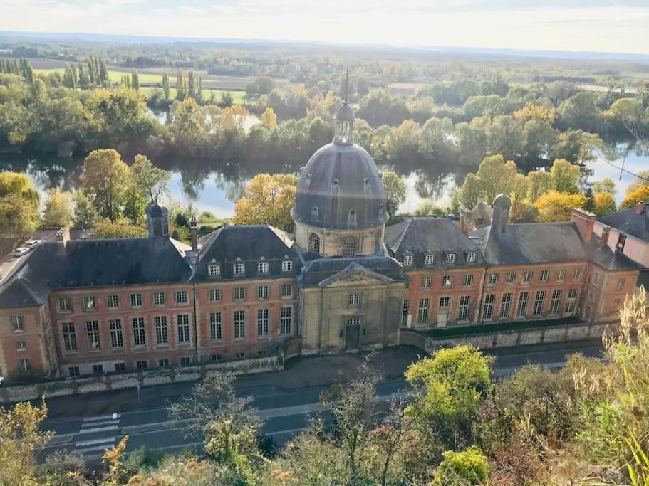 Maison Climatisee Avec Jardin Вернон Екстериор снимка